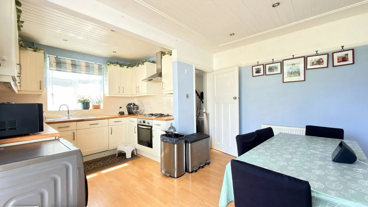 Orchard Way, Cheltenham, GL51, photo 2