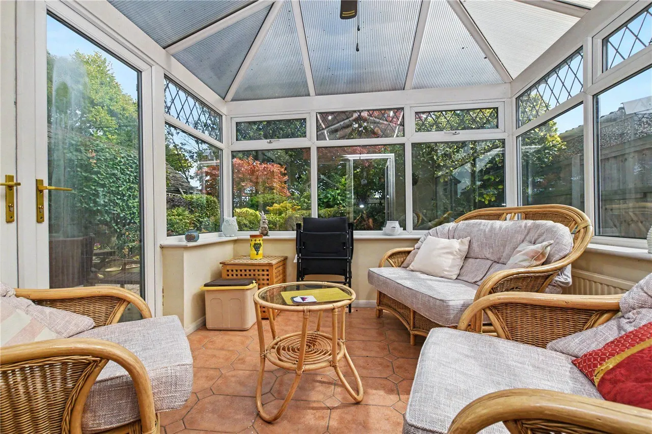 The Roundway, Morley, LS27, photo 4