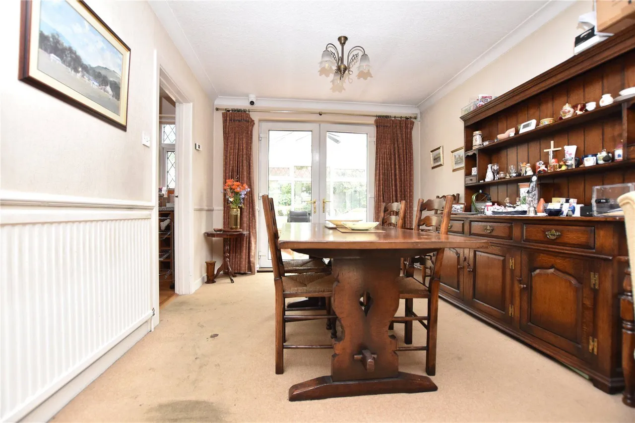 The Roundway, Morley, LS27, photo 15