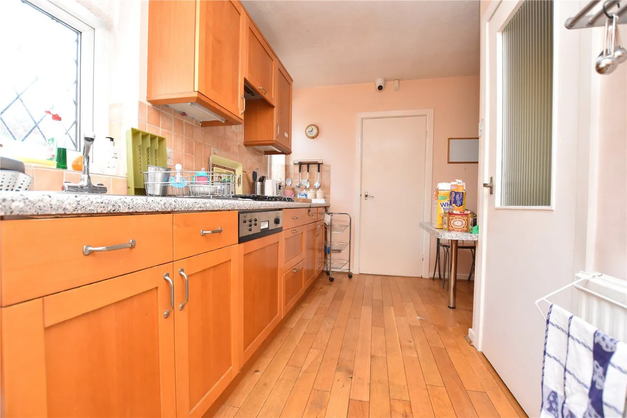 The Roundway, Morley, LS27, photo 16