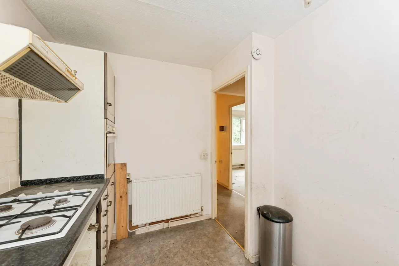 Chichester Close, Hampton, TW12, photo 7
