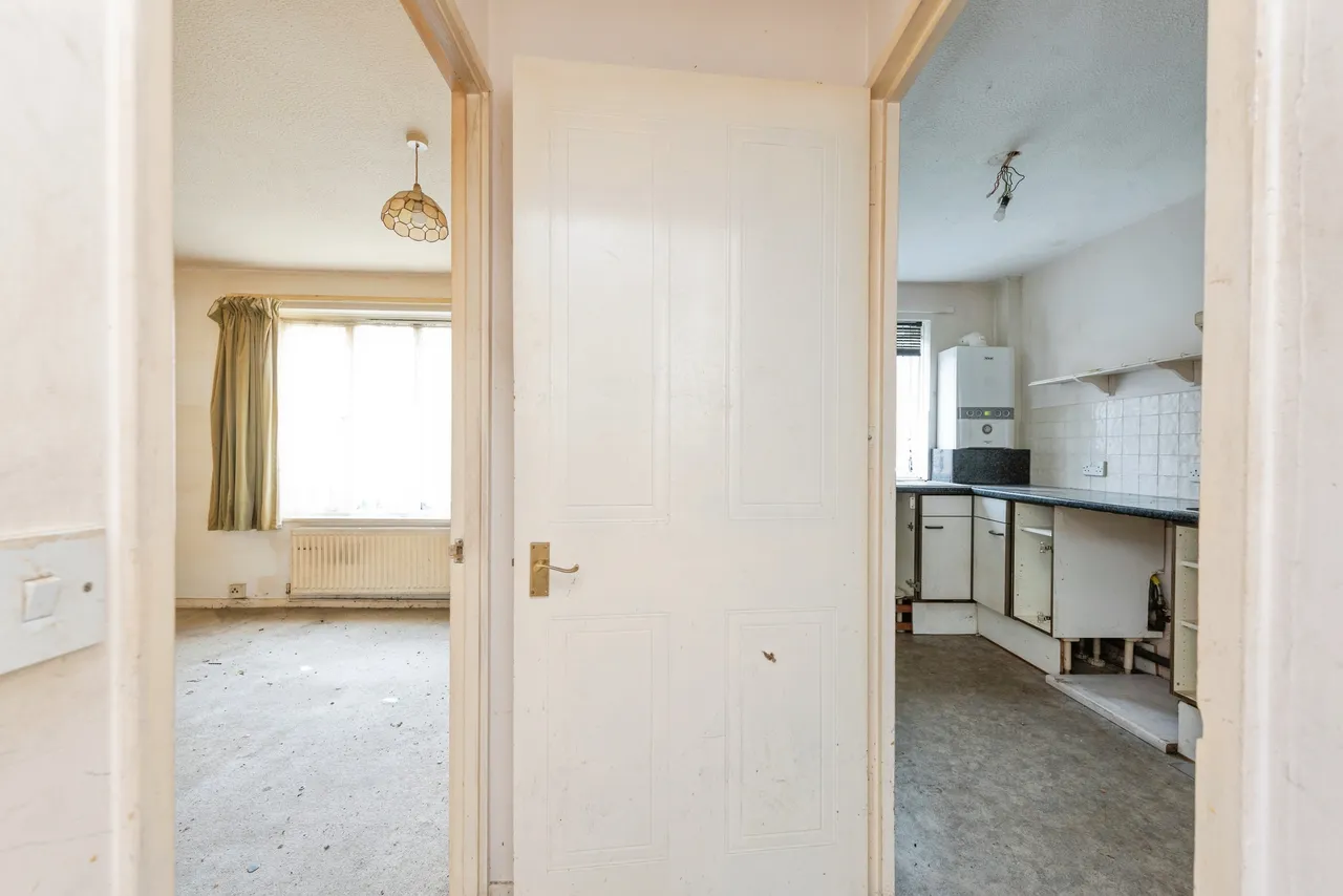 Chichester Close, Hampton, TW12, photo 17