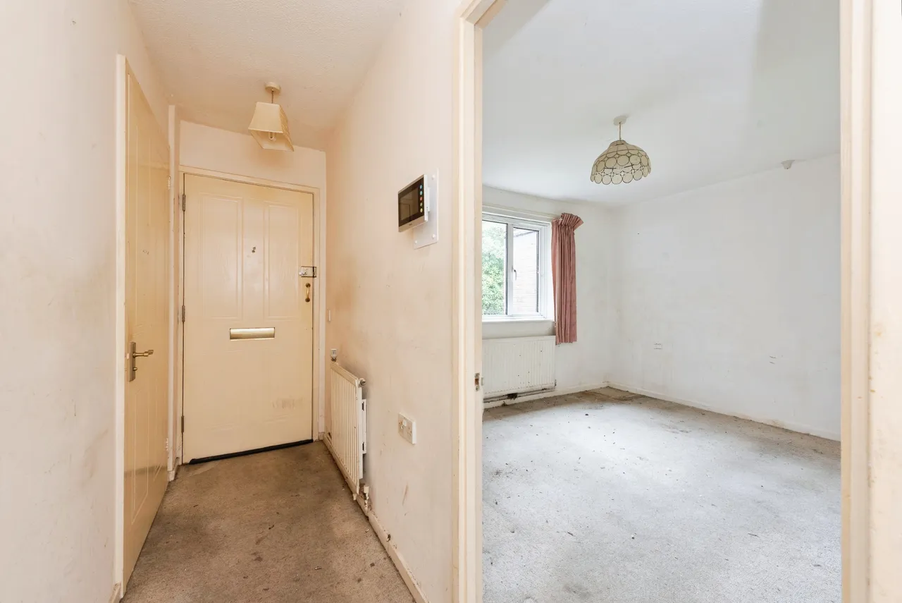 Chichester Close, Hampton, TW12, photo 8