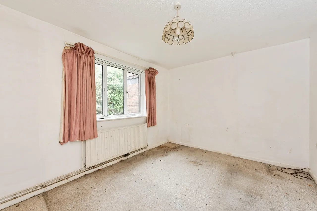 Chichester Close, Hampton, TW12, photo 11