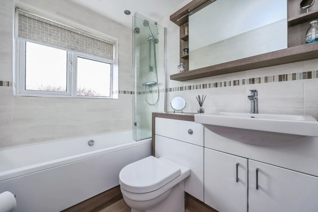 Hatton Gardens, Nuthall, Nottingham, Nottinghamshire, NG16, photo 15