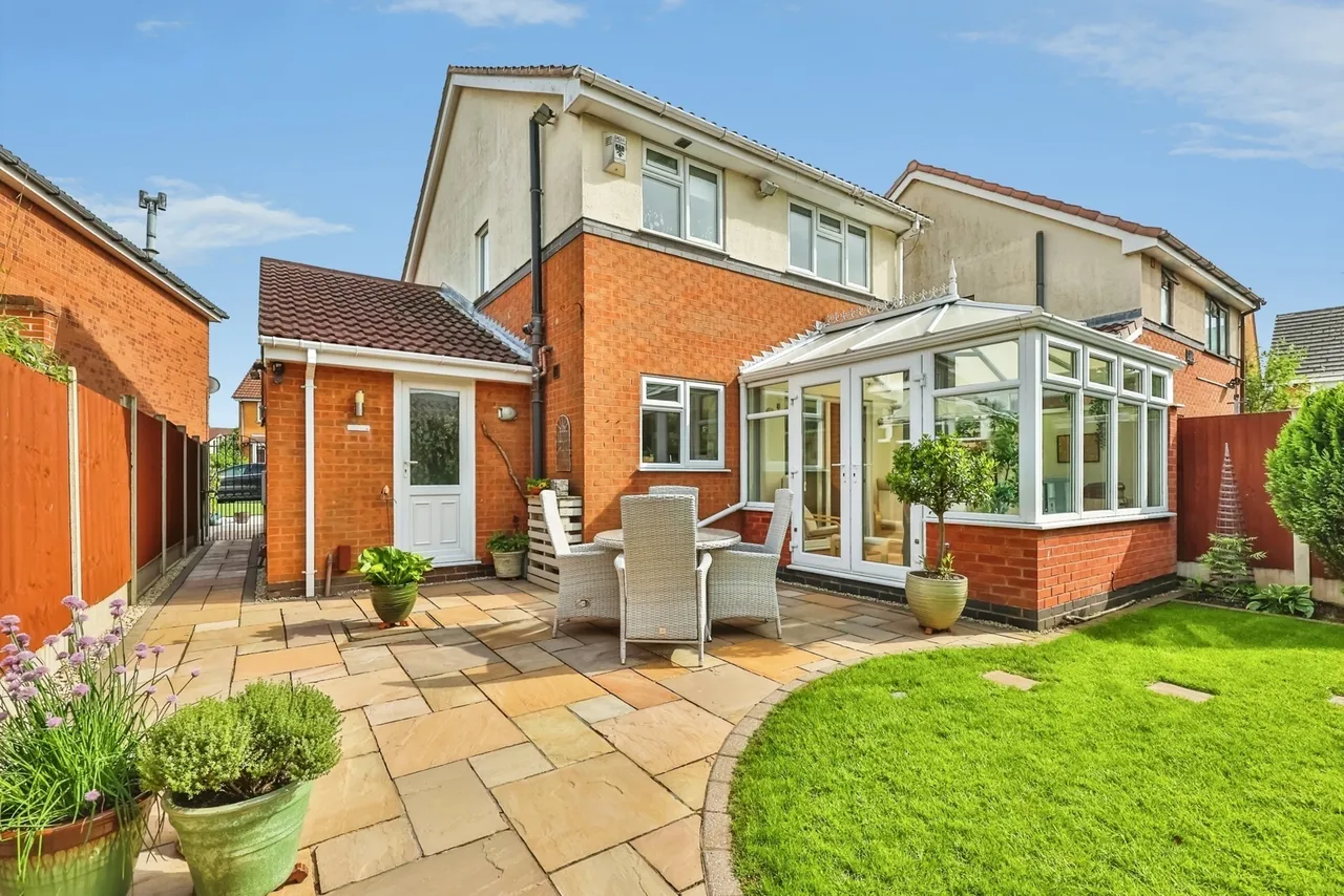 Hatton Gardens, Nuthall, Nottingham, Nottinghamshire, NG16, photo 17