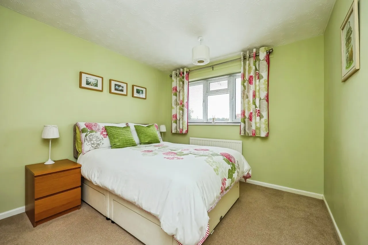 Hatton Gardens, Nuthall, Nottingham, Nottinghamshire, NG16, photo 11