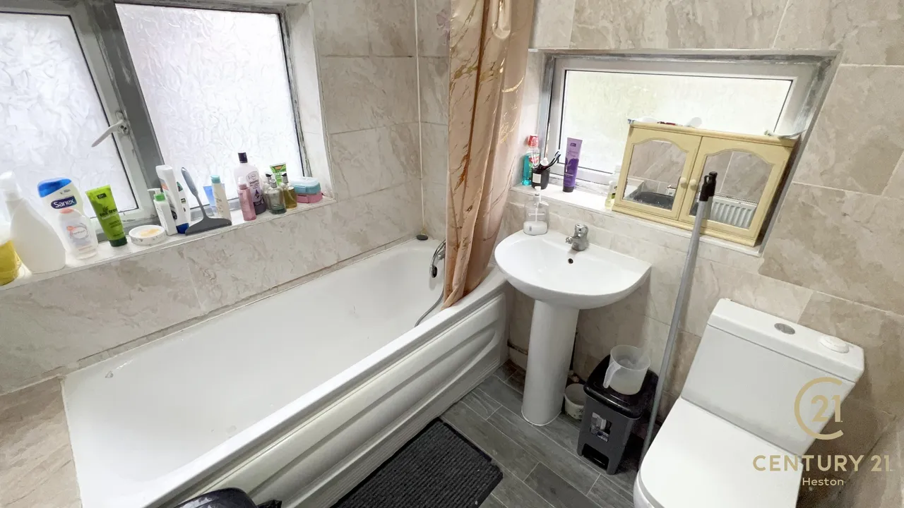 Spring Grove Road, Hounslow, TW3, photo 14