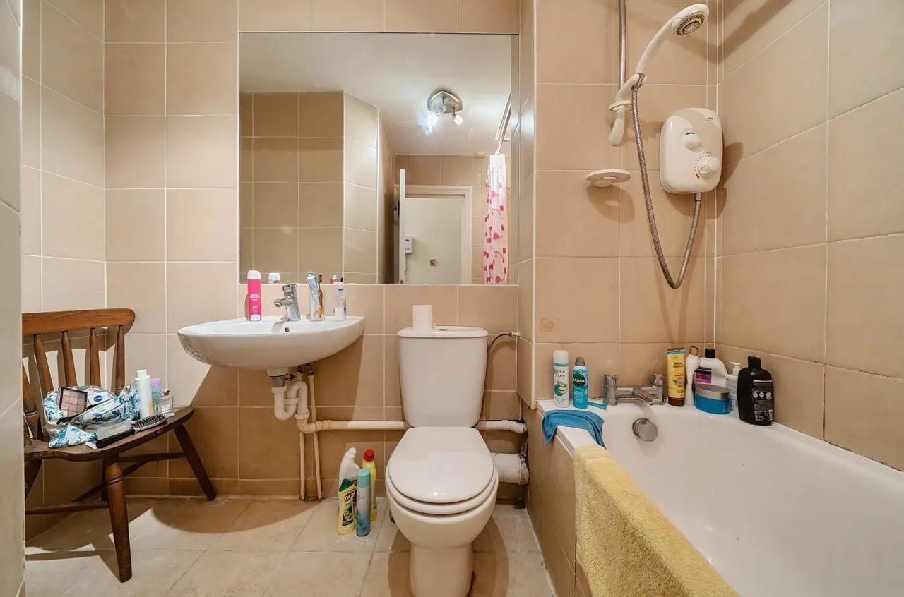 Cypress Road, South Norwood, photo 9