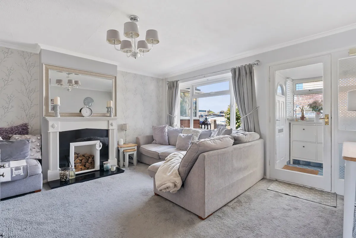 Ashford, TW15, photo 6