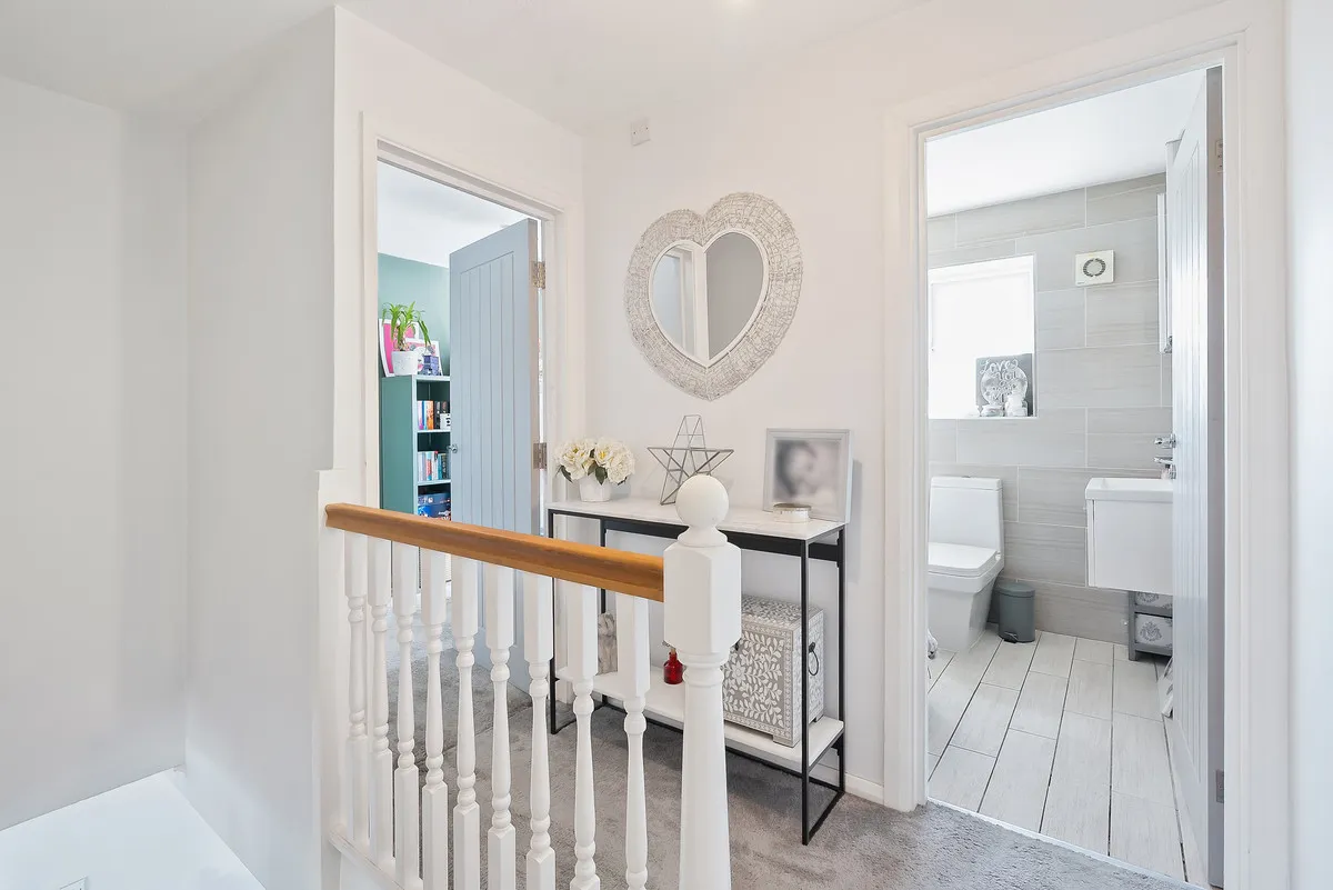 Ashford, TW15, photo 20
