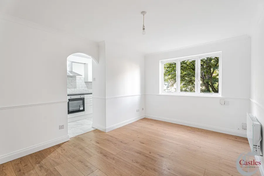 Celadon Close, Enfield, EN3, photo 6