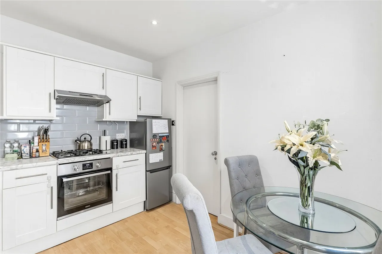 Wandsworth Bridge Road, Fulham, London, SW6, photo 7