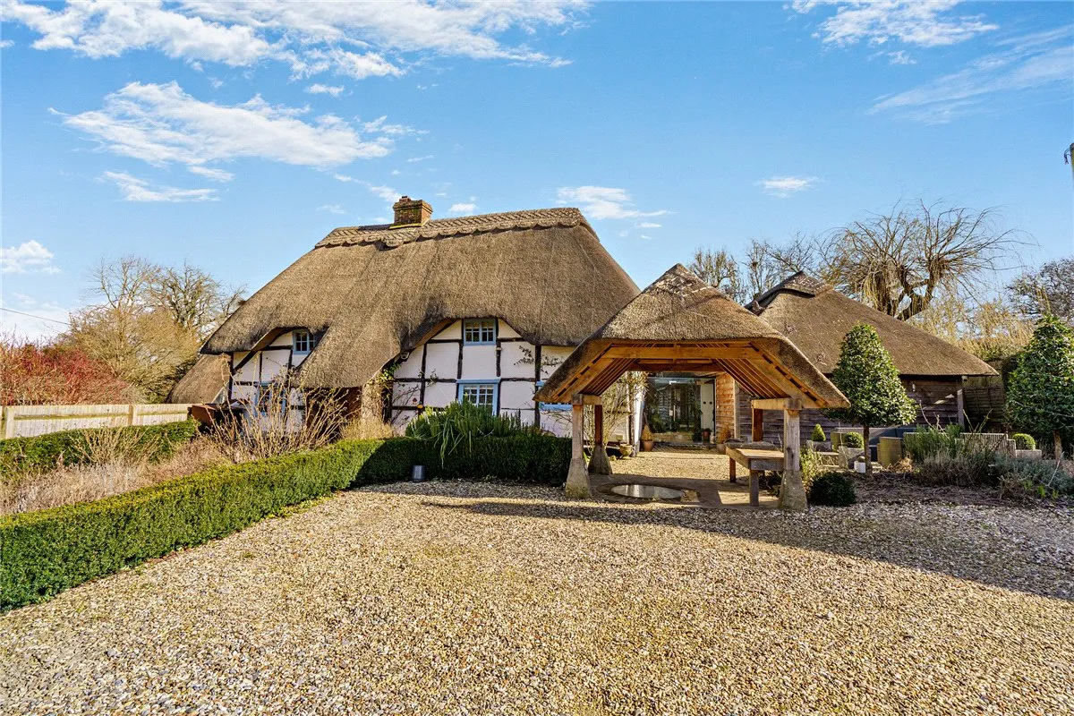 4 bed house for sale, Lower Green, Inkpen, RG17