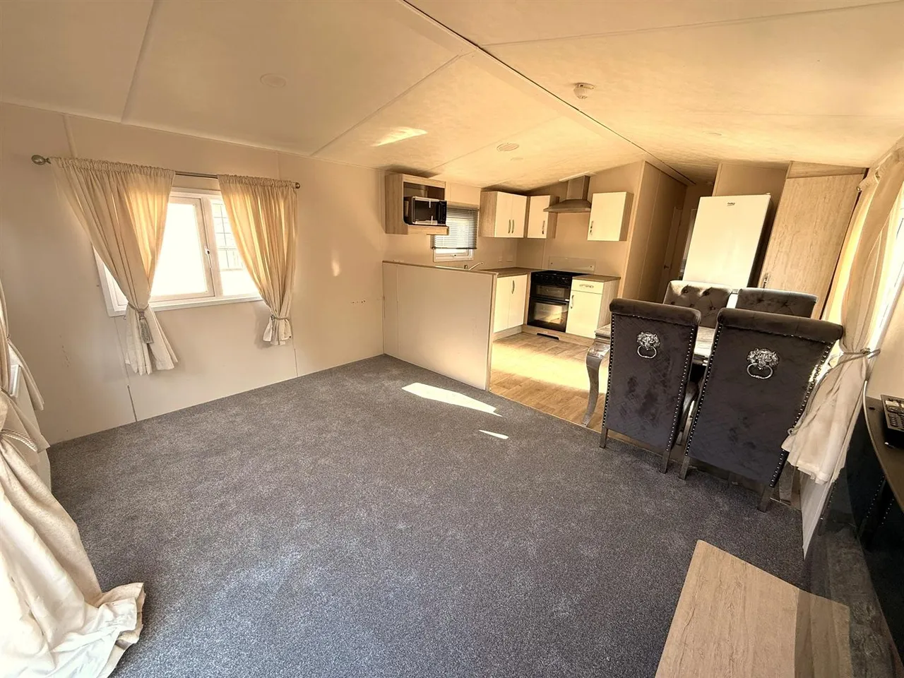 Little Lakeland Caravan Park, Wortwell, IP20, photo 4