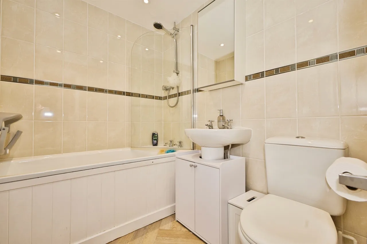 West Street, Crewkerne, TA18, photo 6