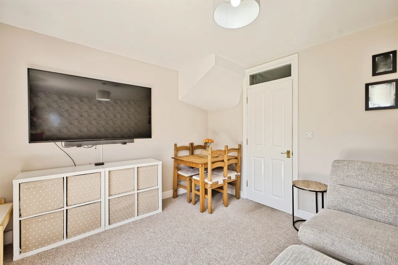 West Street, Crewkerne, TA18, photo 4