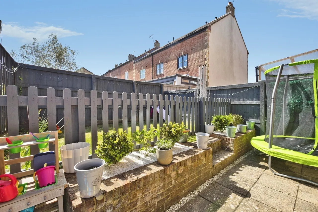 West Street, Crewkerne, TA18, photo 17