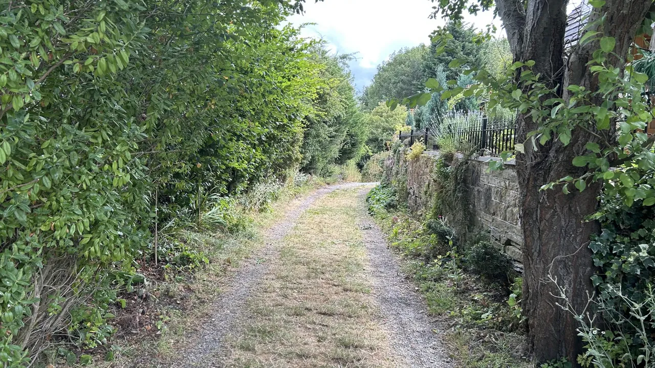 Knowle Lane, Bradford, BD12, photo 36