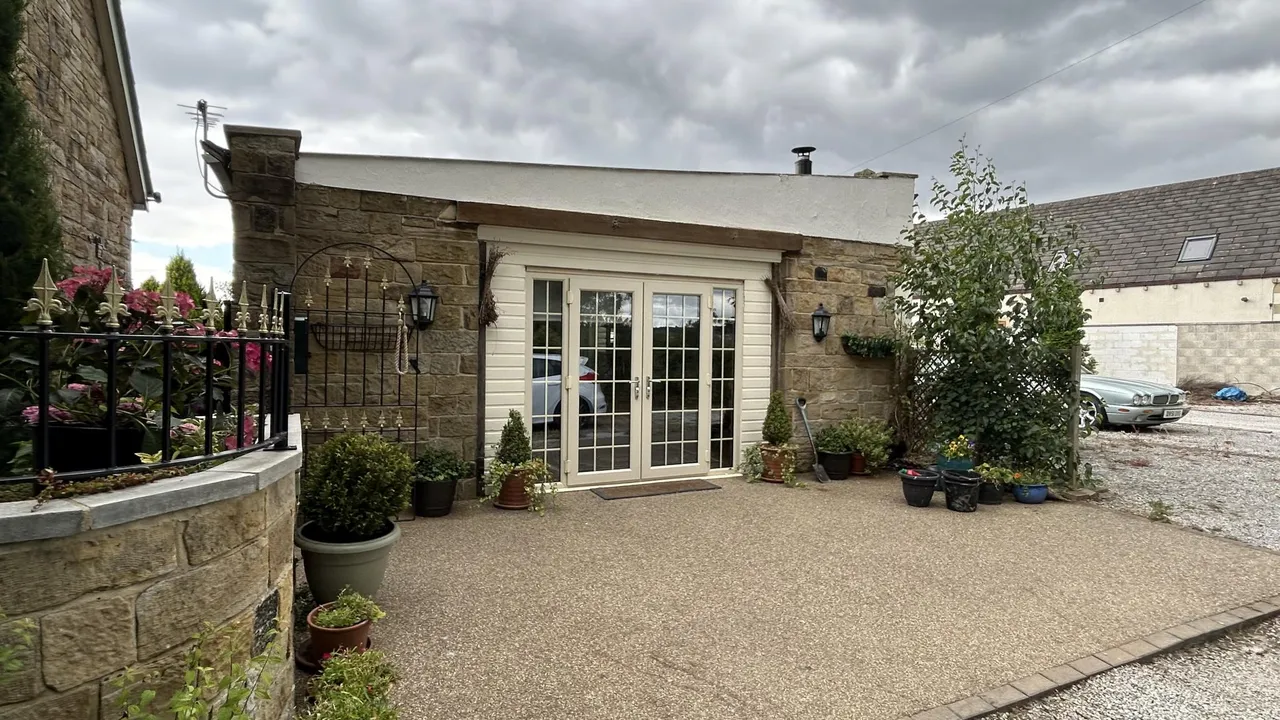 Knowle Lane, Bradford, BD12, photo 35