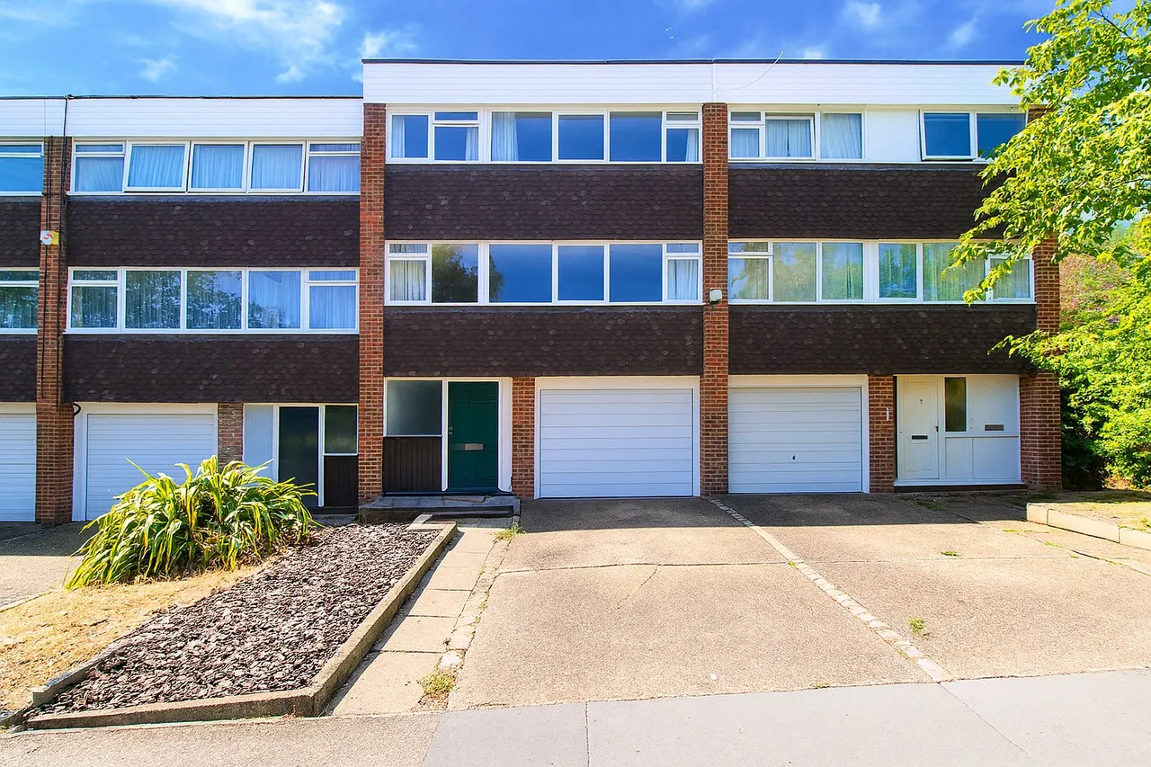4 bed house for sale, Chichele Gardens, Croydon, CR0