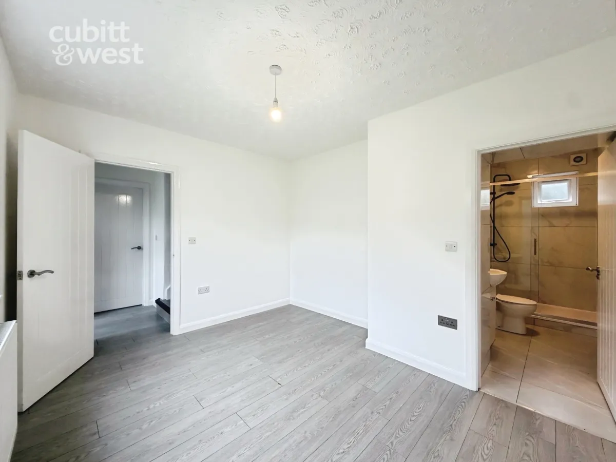 Deposit Alternative Available, Hillside, BN2, photo 6