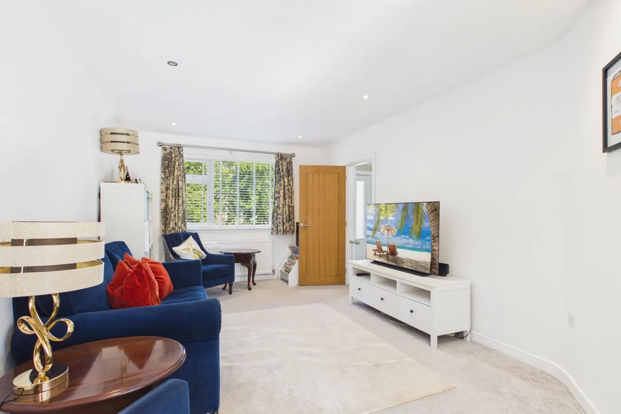 Casterton Road, Stamford, PE9, photo 6