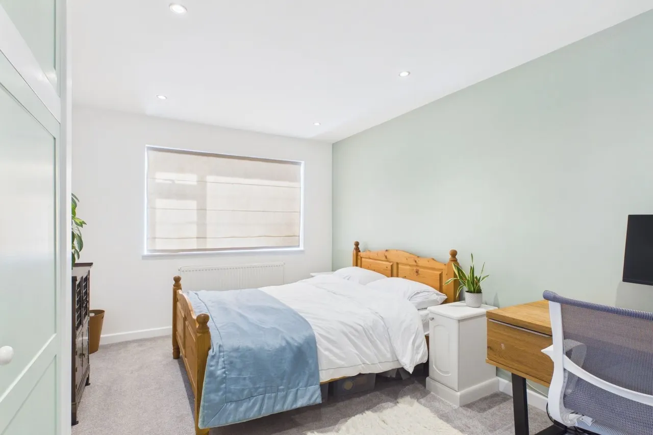 Casterton Road, Stamford, PE9, photo 11