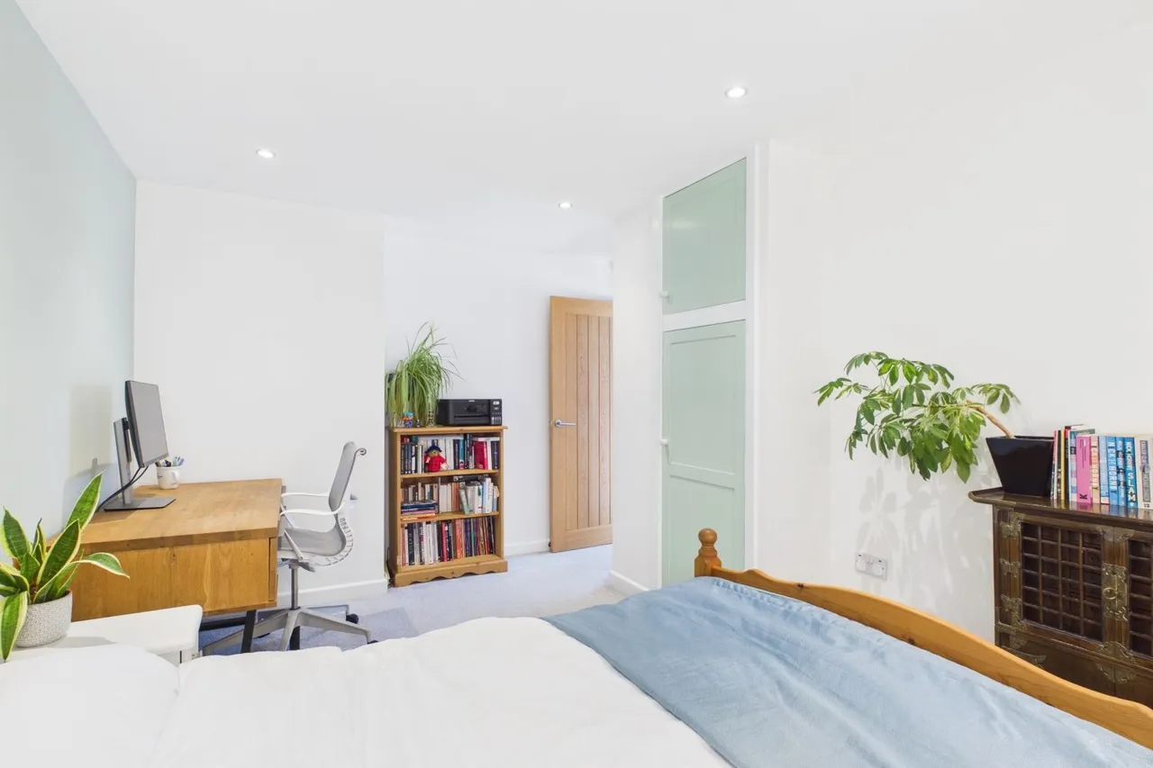 Casterton Road, Stamford, PE9, photo 12