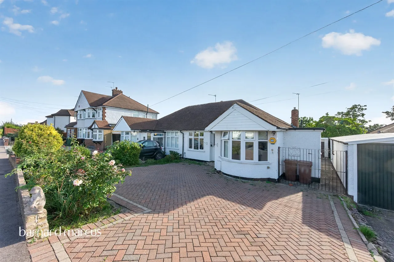 3 bed house for sale, Firswood Avenue, Epsom, KT19
