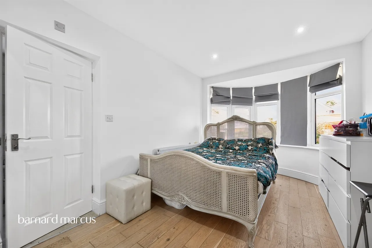 Firswood Avenue, Epsom, KT19, photo 5