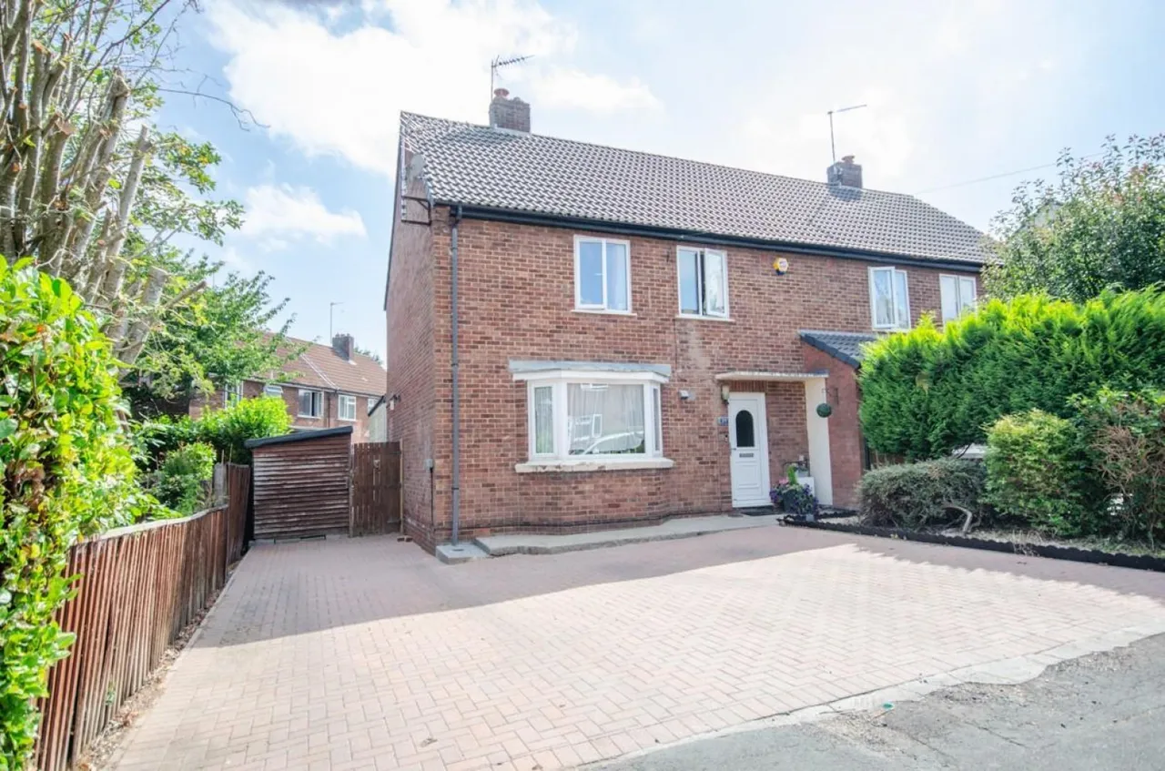3 bed house for sale — Long Road, Mangotsfield, Bristol, BS16 9HW