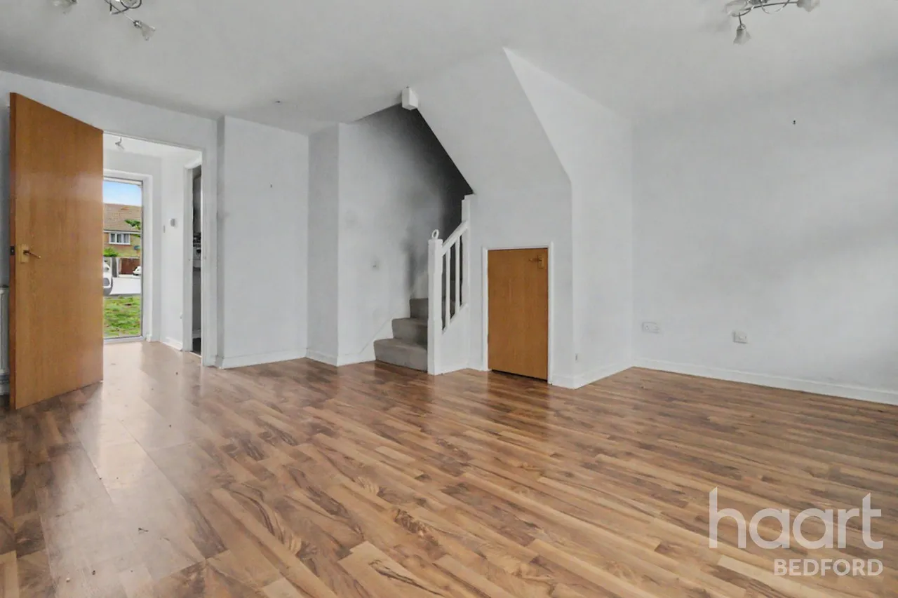 Chandlers Close, Bedford, MK43, photo 5
