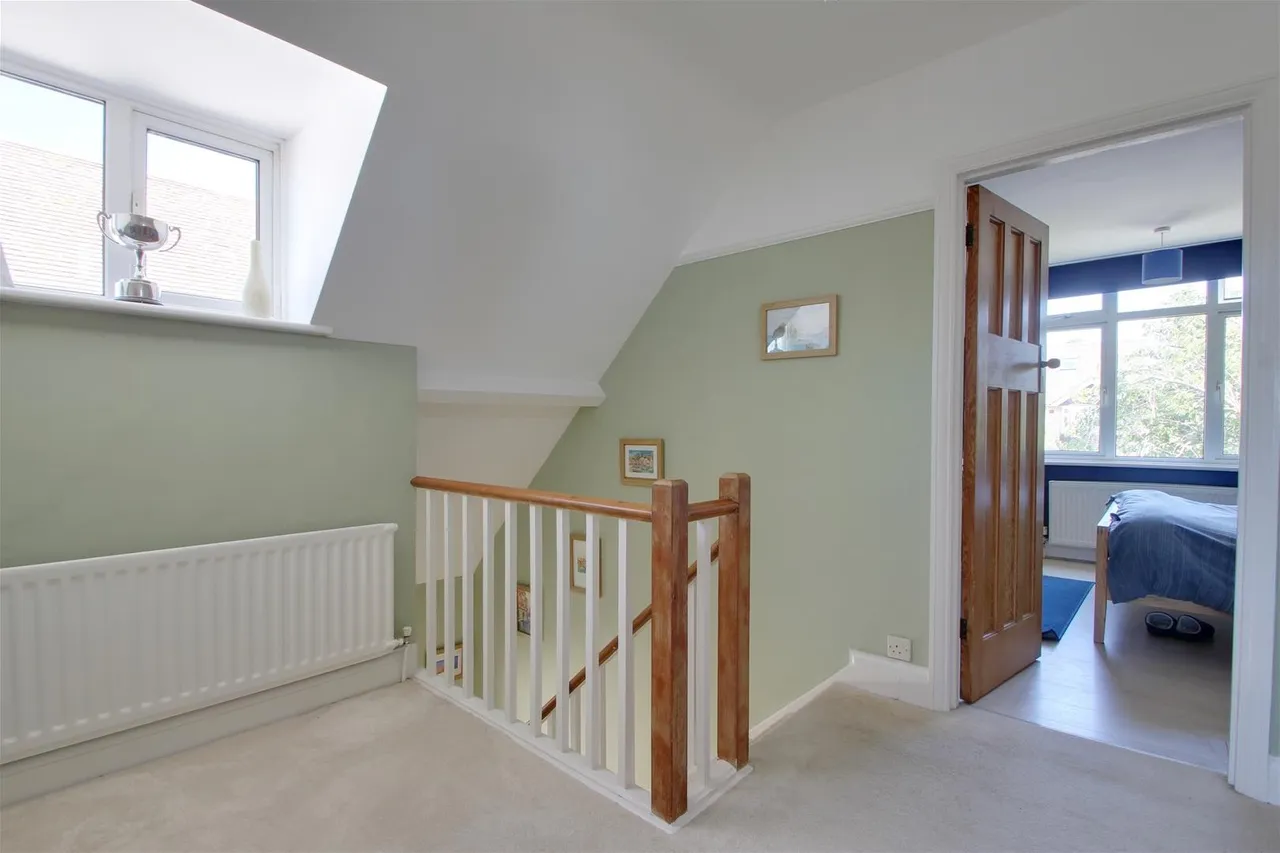 St. Andrews Road, Worthing, photo 15