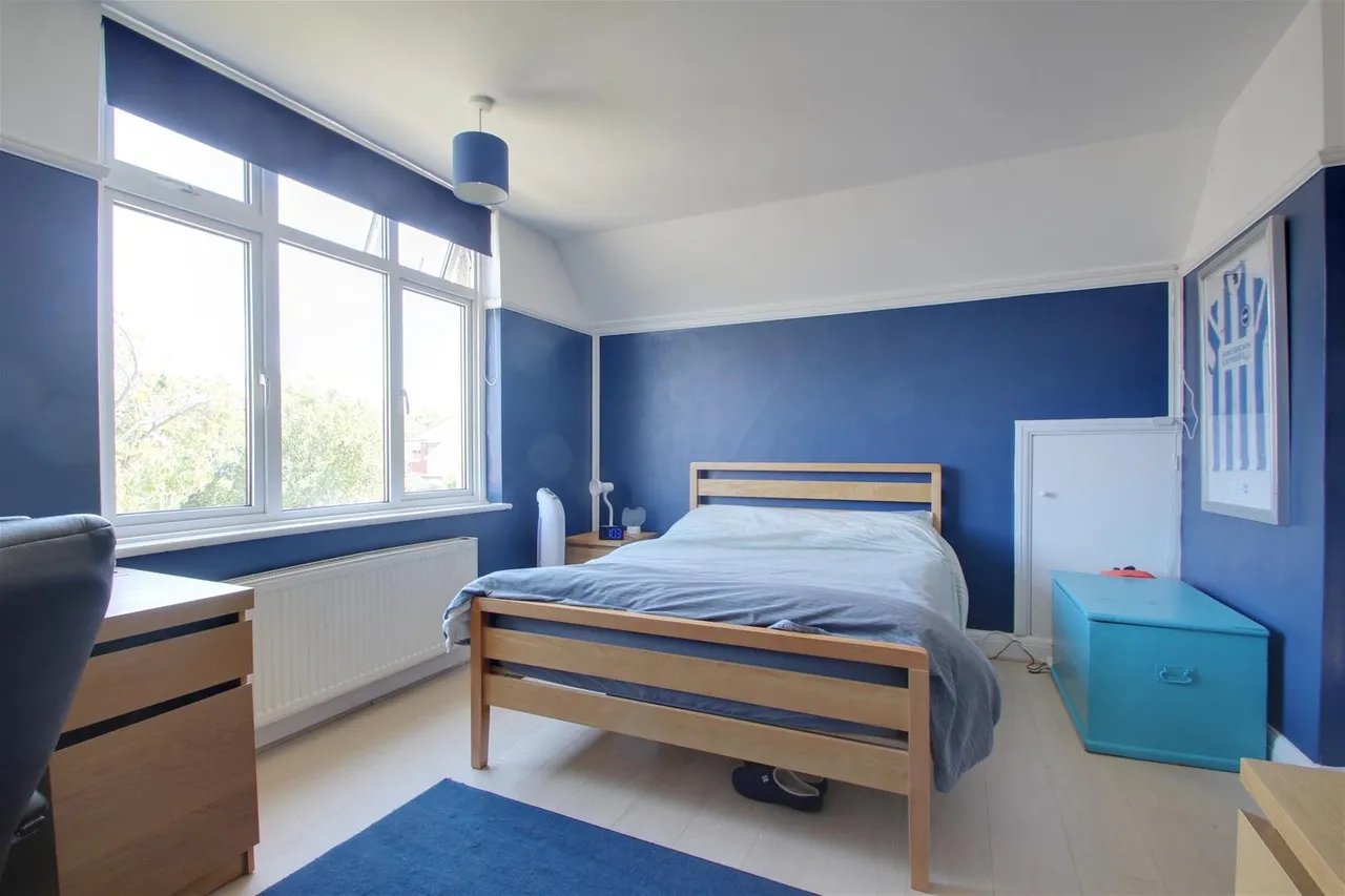 St. Andrews Road, Worthing, photo 11