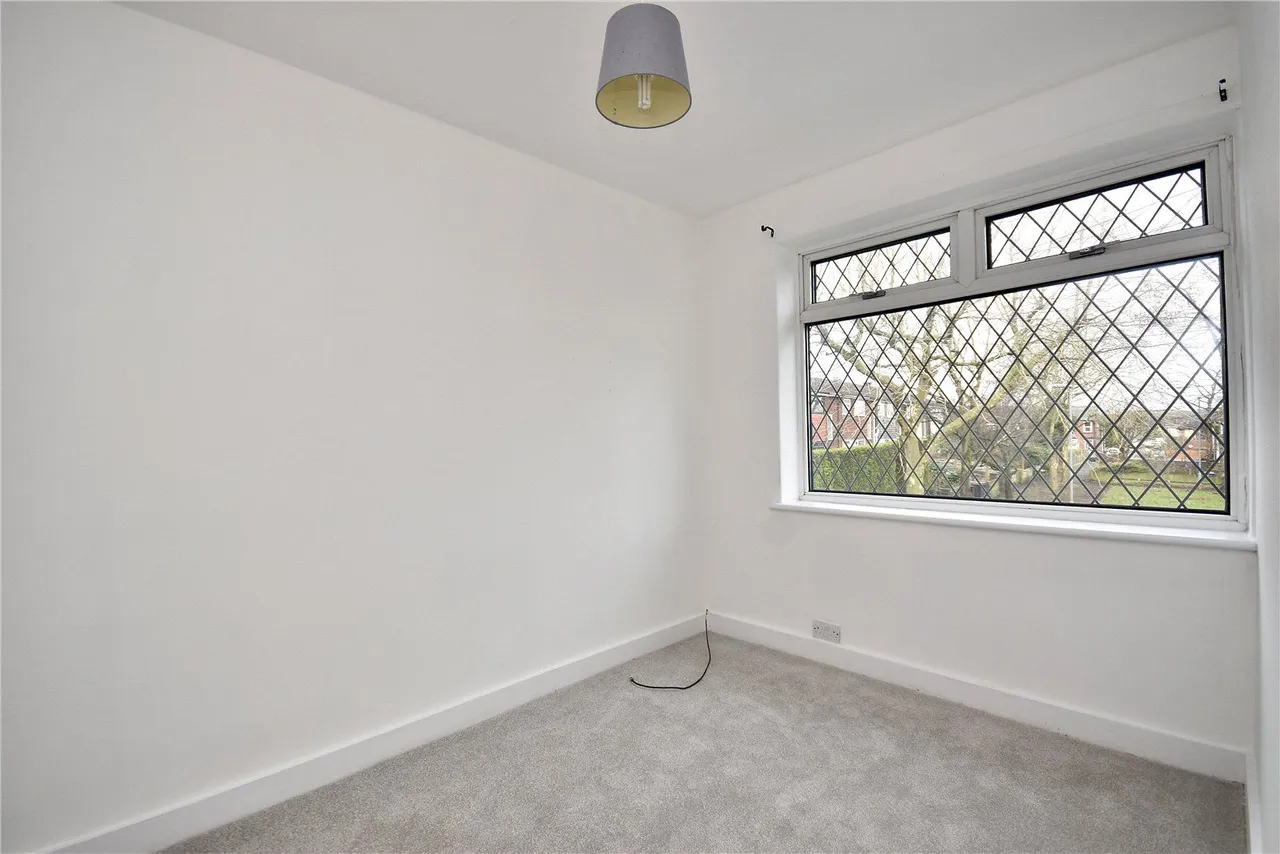 Bowler Street, Shaw, OL2, photo 10