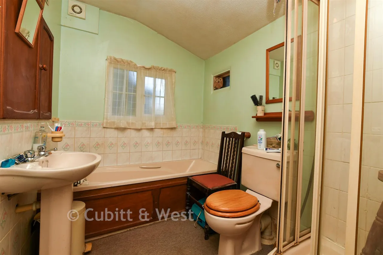 Ifield Street, Ifield, RH11, photo 14