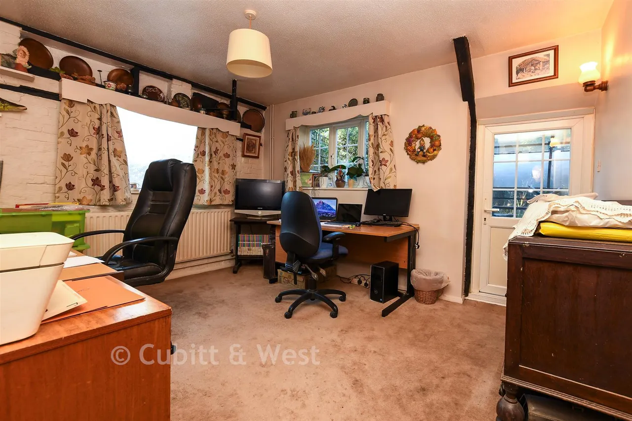 Ifield Street, Ifield, RH11, photo 16