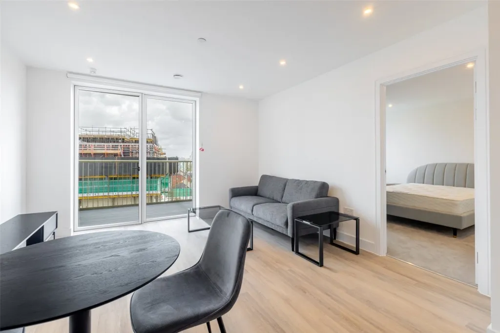 Heartwood Boulevard, Acton, W3, photo 3
