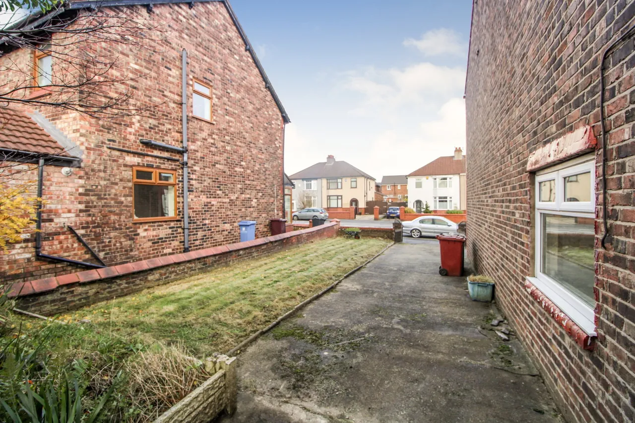 Warrington Road, Whiston, Prescot, L35 2UA, photo 12