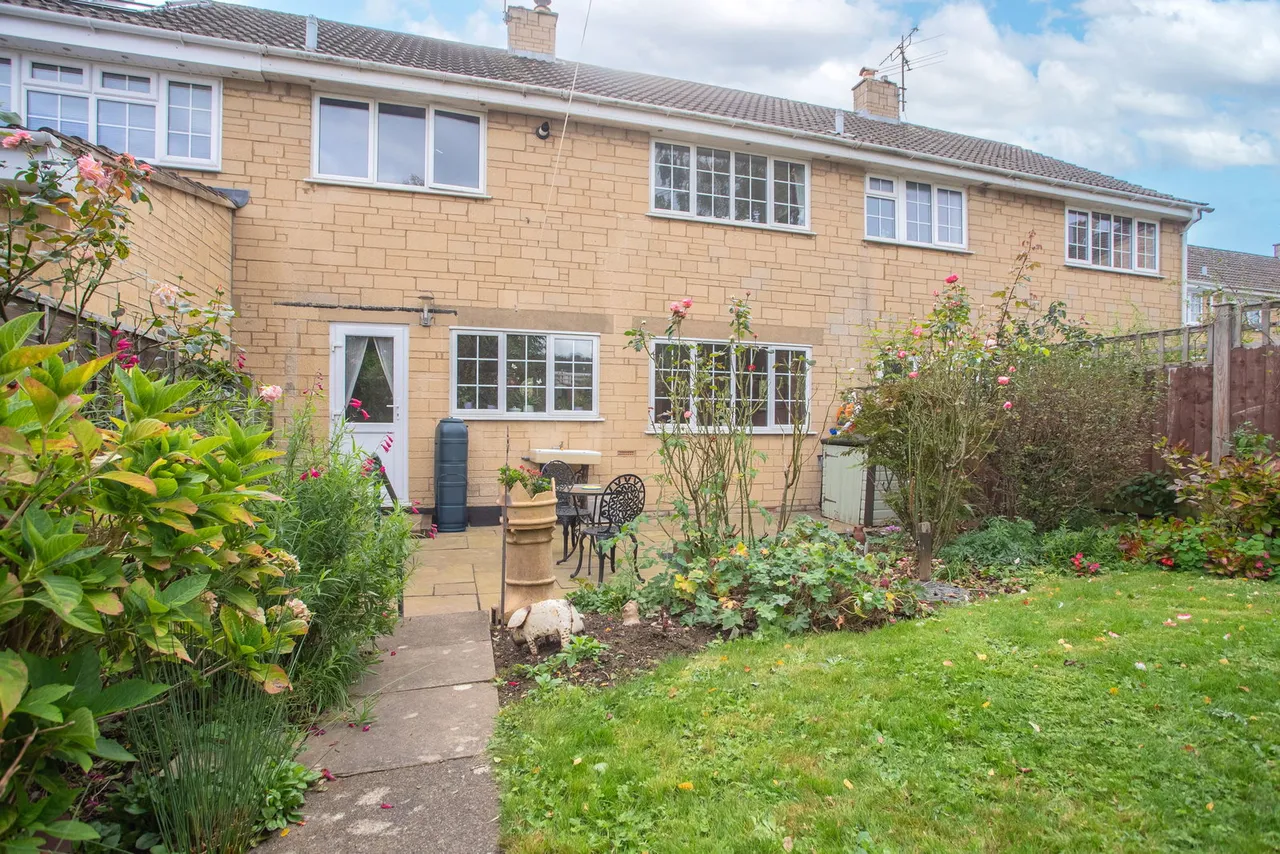 Chipping Gardens, Wotton-under-Edge, photo 12
