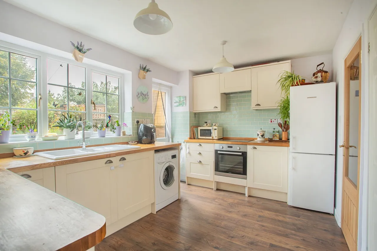 Chipping Gardens, Wotton-under-Edge, photo 19