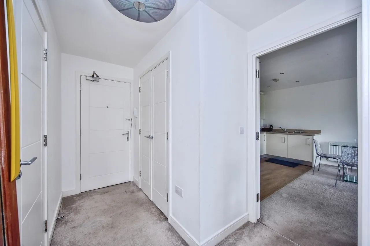 Sovereign Way, Tonbridge, TN9, photo 14
