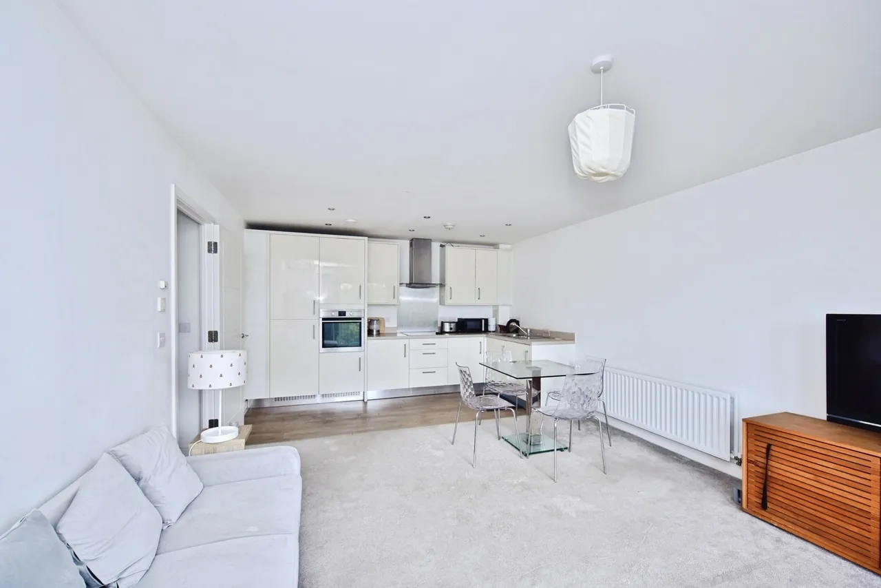 Sovereign Way, Tonbridge, TN9, photo 5
