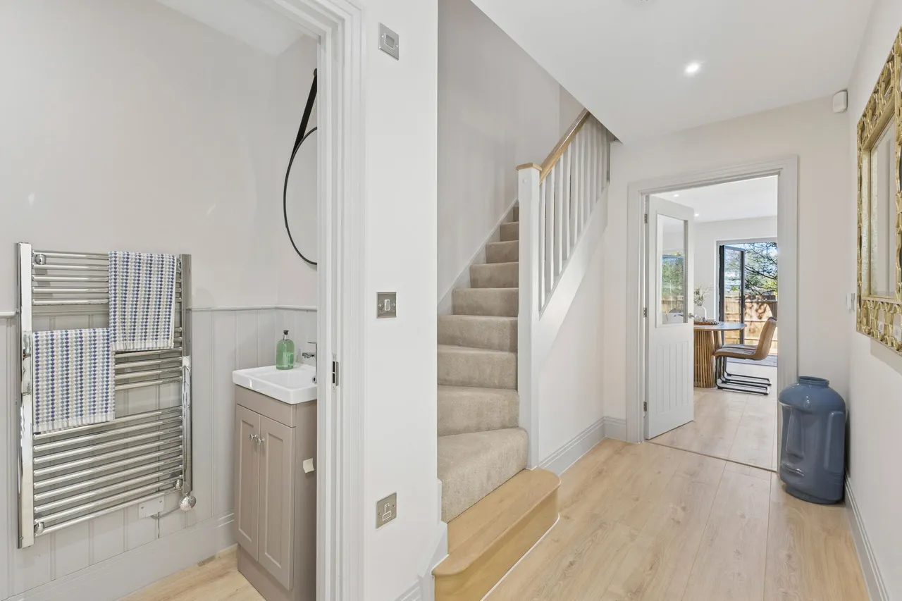 Bramall Place, Bowling Alley, GU10, photo 6