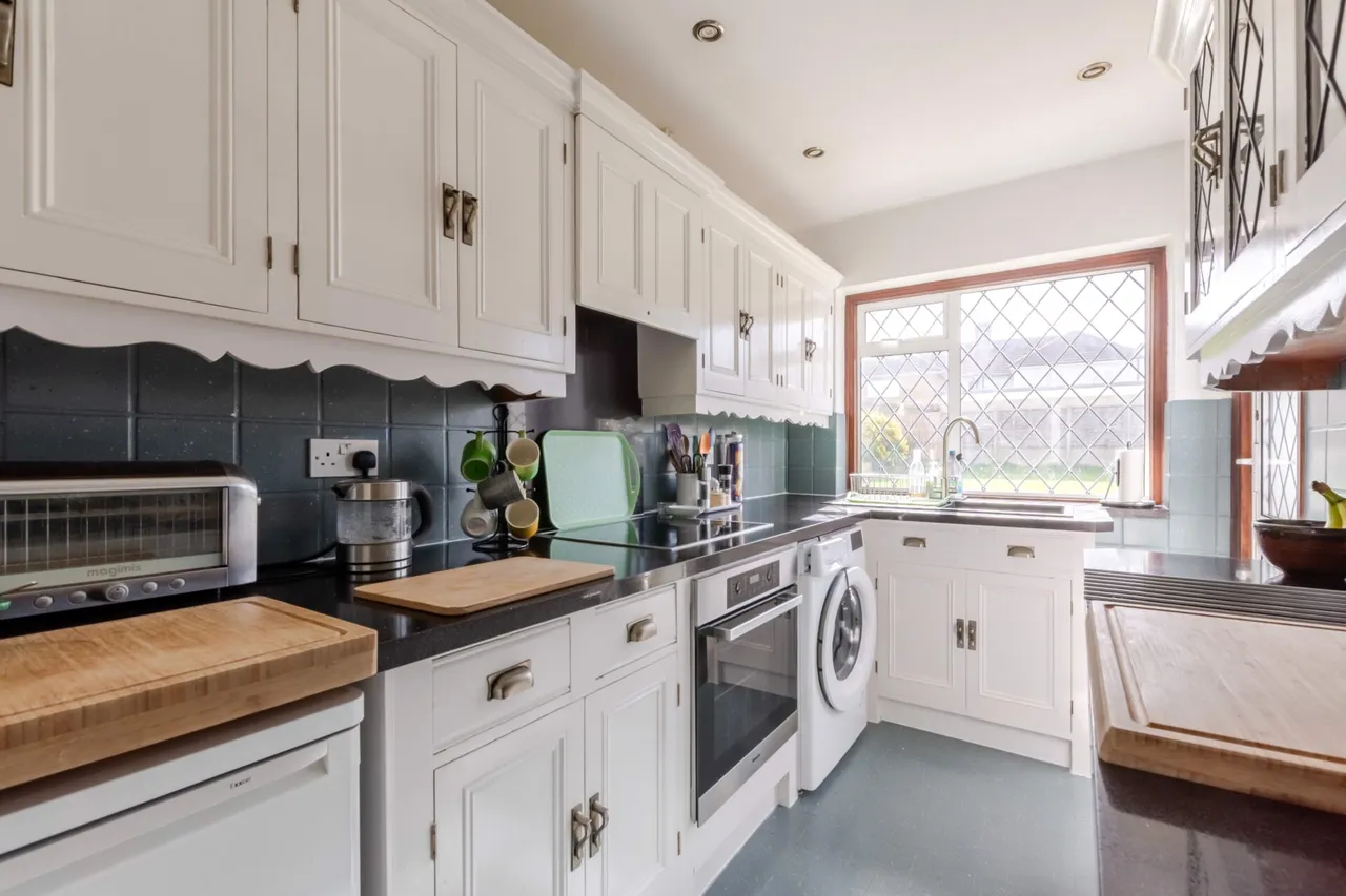 Okehampton Crescent, Welling, photo 4