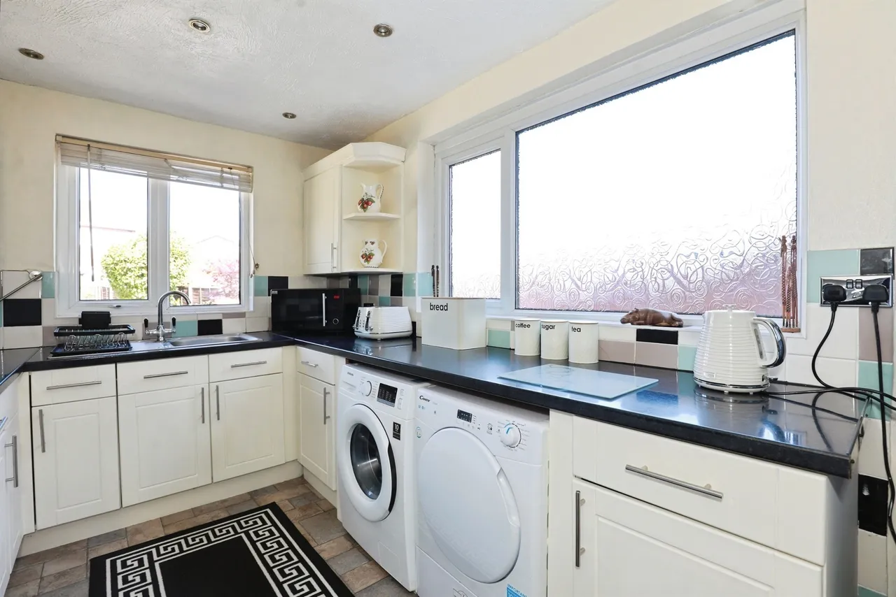Lydyett Lane, Barnton, CW8, photo 13