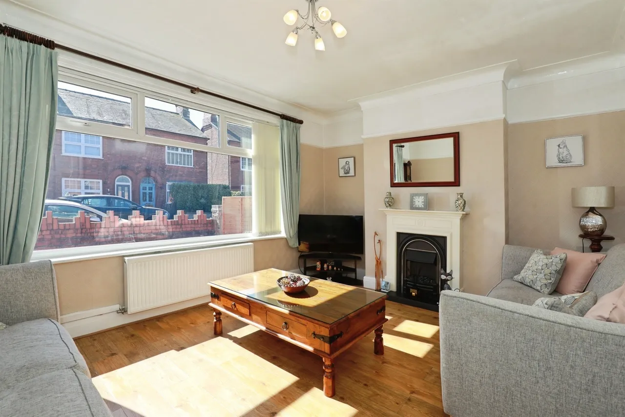 Lydyett Lane, Barnton, CW8, photo 9