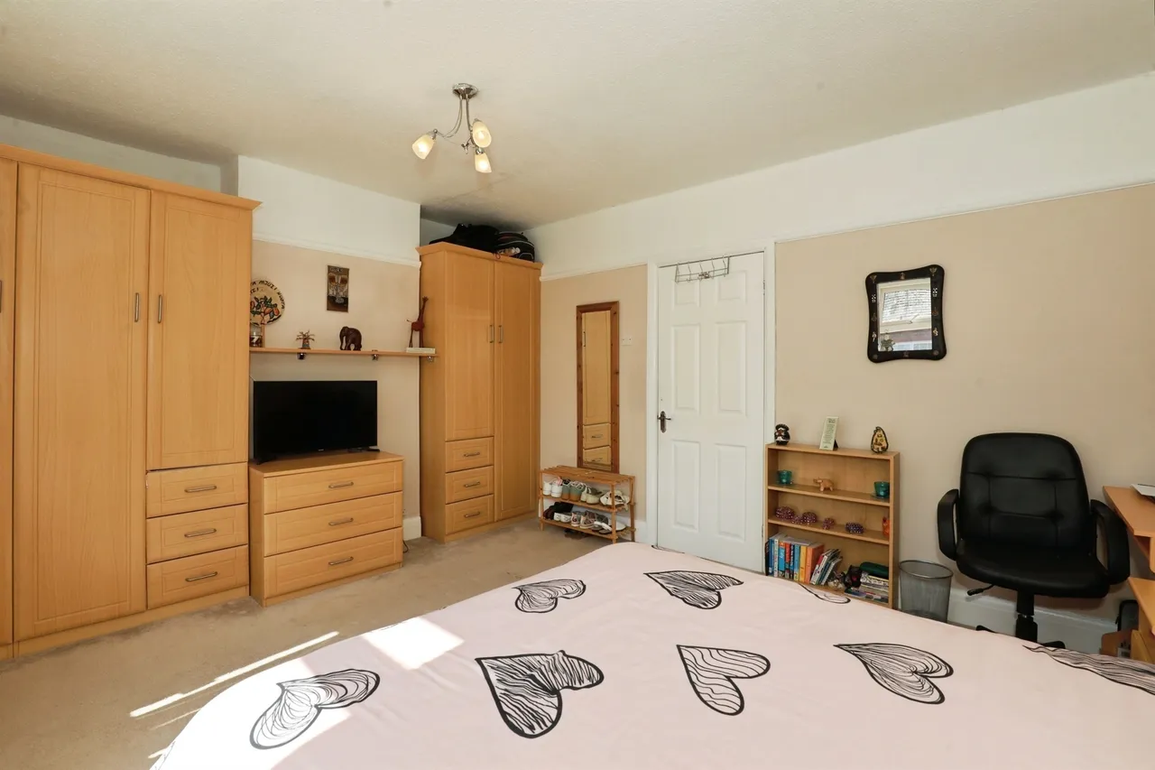 Lydyett Lane, Barnton, CW8, photo 17