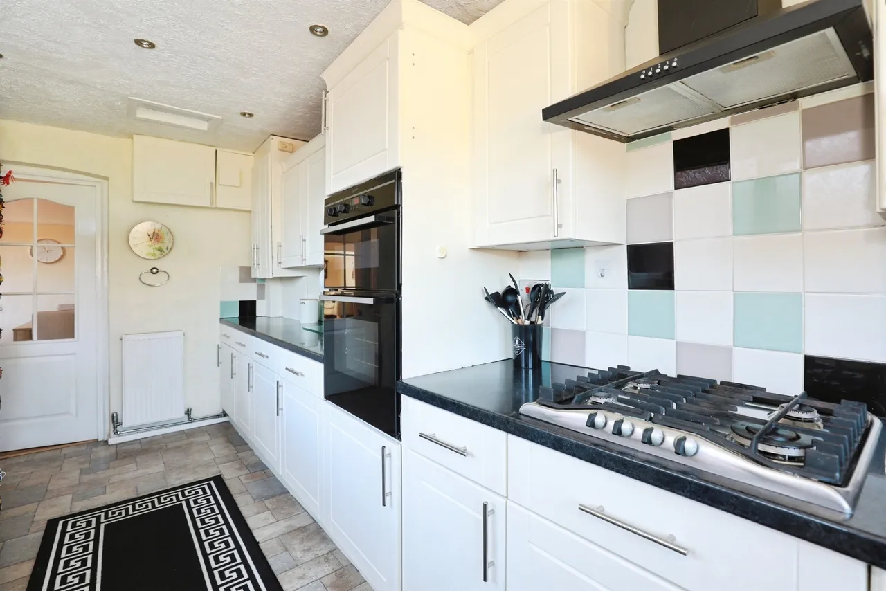 Lydyett Lane, Barnton, CW8, photo 15